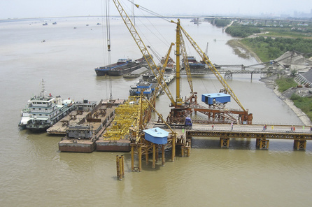 High-speed railway line from Beijing to Shanghai, Nanjing Big Bridge, Supervision